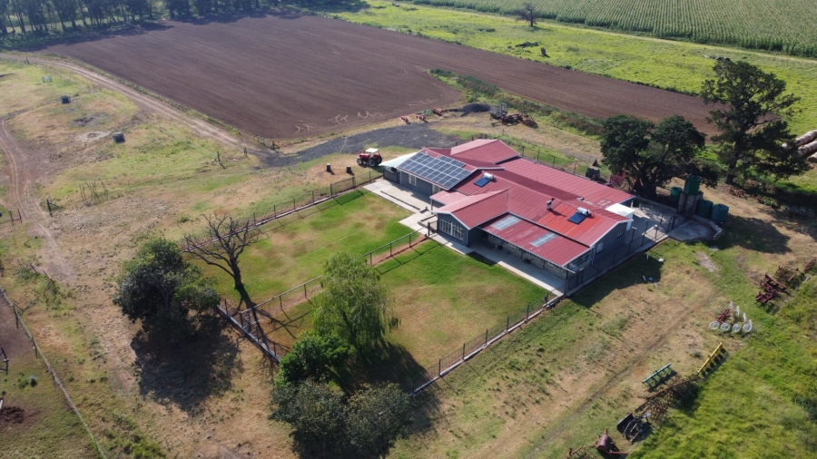 5 Bedroom Property for Sale in Bethlehem Rural Free State